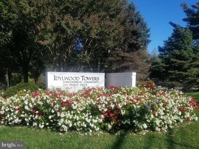 2311 Pimmit Dr #1103, Falls Church, Virginia 22043