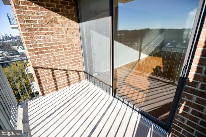 2311 Pimmit Dr #1103, Falls Church, Virginia 22043