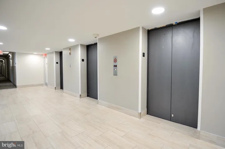 2311 Pimmit Dr #1103, Falls Church, Virginia 22043