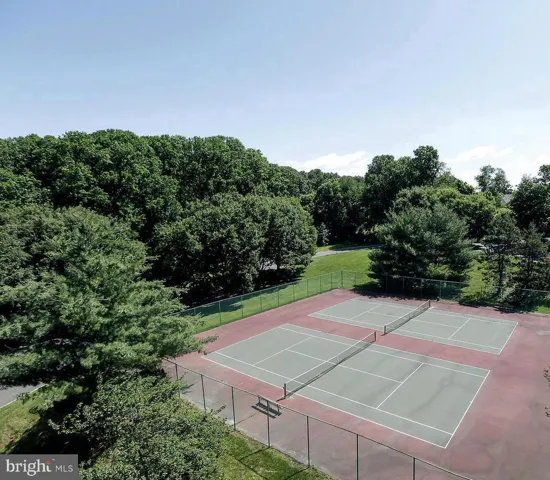 2311 Pimmit Dr #1103, Falls Church, Virginia 22043