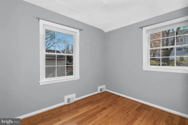 3002 Marshall St, Falls Church, Virginia 22042