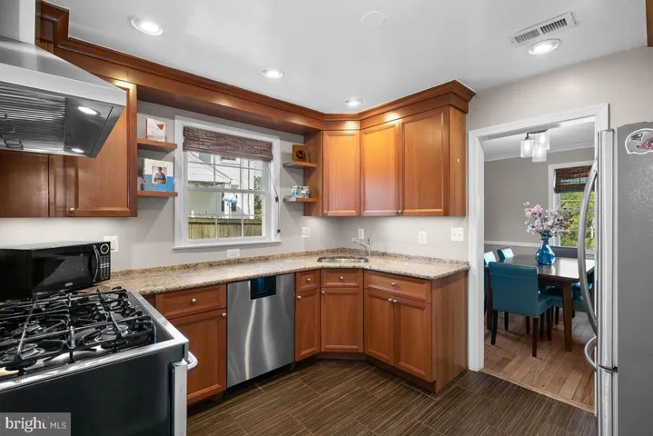 3002 Marshall St, Falls Church, Virginia 22042
