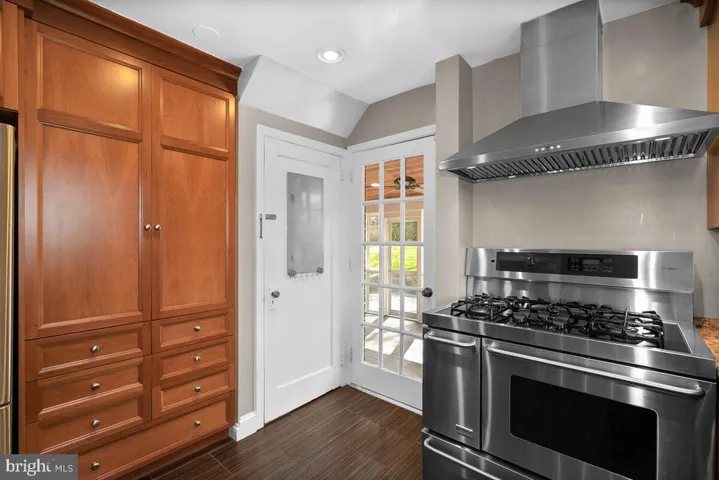 3002 Marshall St, Falls Church, Virginia 22042