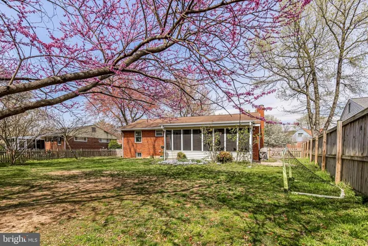 488 Naylor Pl, Alexandria, Virginia 22304