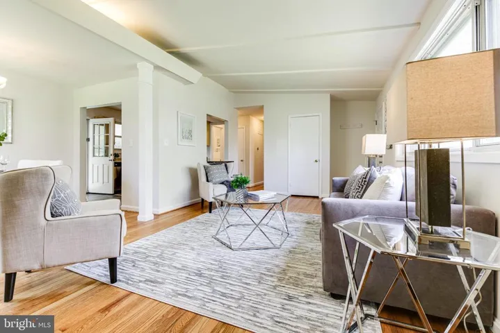 488 Naylor Pl, Alexandria, Virginia 22304