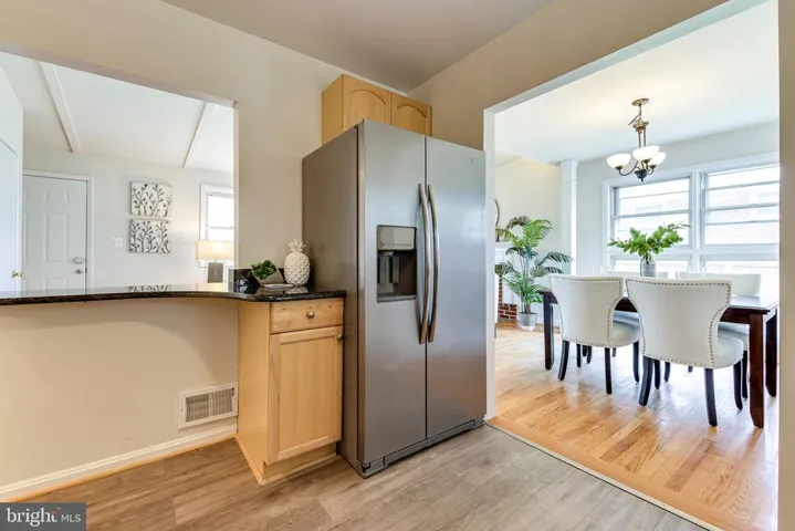 488 Naylor Pl, Alexandria, Virginia 22304