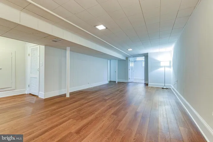 488 Naylor Pl, Alexandria, Virginia 22304