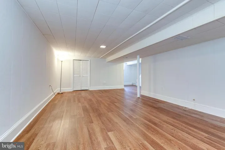 488 Naylor Pl, Alexandria, Virginia 22304