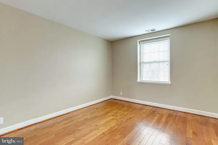 4817 31st St S #c1, Arlington, Virginia 22206
