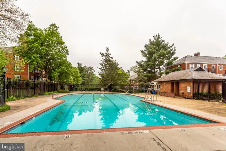 4817 31st St S #c1, Arlington, Virginia 22206