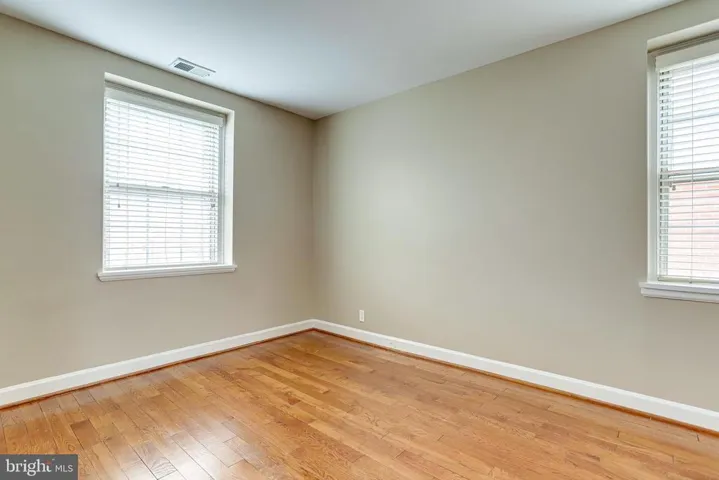 4817 31st St S #c1, Arlington, Virginia 22206