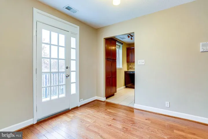 4817 31st St S #c1, Arlington, Virginia 22206