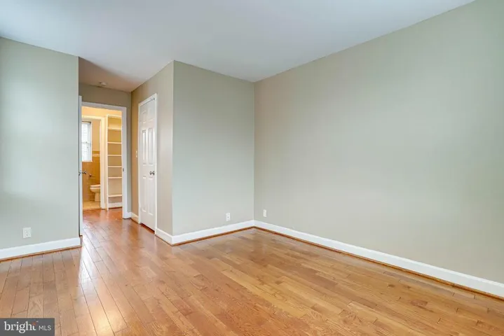 4817 31st St S #c1, Arlington, Virginia 22206