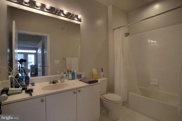9480 Virginia Center Blvd #222, Vienna, Virginia 22181