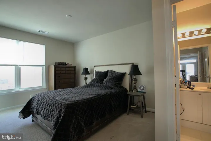 9480 Virginia Center Blvd #222, Vienna, Virginia 22181