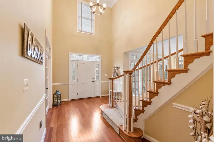 9728 Thorn Bush Dr, Fairfax Station, Virginia 22039