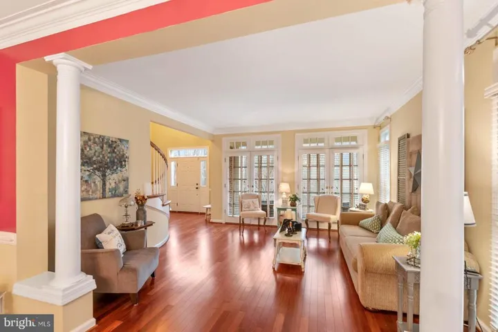 9728 Thorn Bush Dr, Fairfax Station, Virginia 22039
