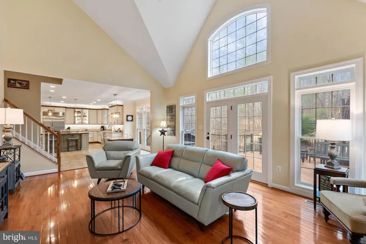 9728 Thorn Bush Dr, Fairfax Station, Virginia 22039