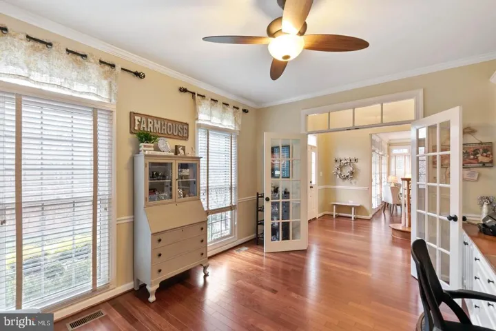 9728 Thorn Bush Dr, Fairfax Station, Virginia 22039