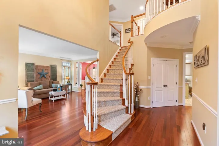 9728 Thorn Bush Dr, Fairfax Station, Virginia 22039