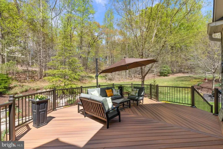 9728 Thorn Bush Dr, Fairfax Station, Virginia 22039