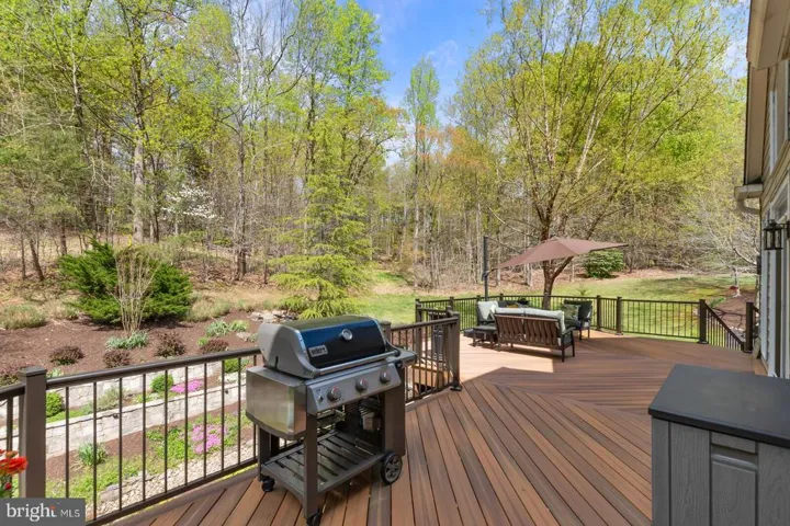 9728 Thorn Bush Dr, Fairfax Station, Virginia 22039