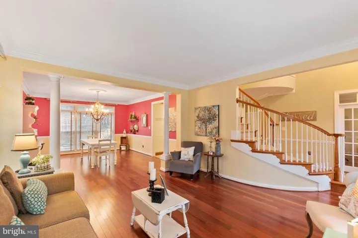 9728 Thorn Bush Dr, Fairfax Station, Virginia 22039