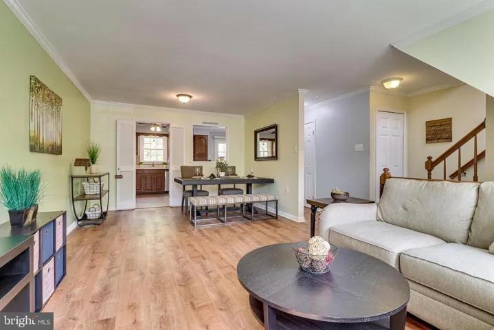 12709 Inverness Way, Woodbridge, Virginia 22192
