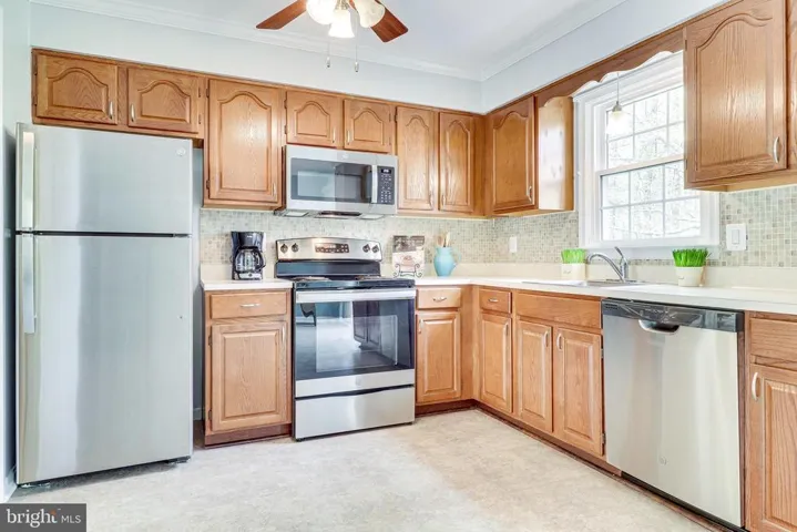 12709 Inverness Way, Woodbridge, Virginia 22192