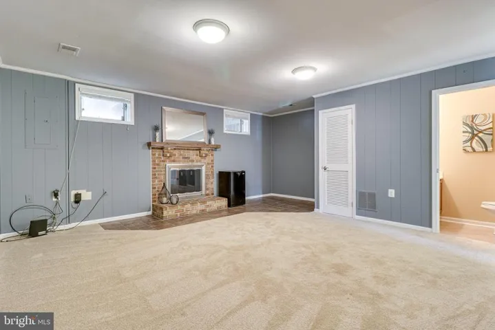 12709 Inverness Way, Woodbridge, Virginia 22192