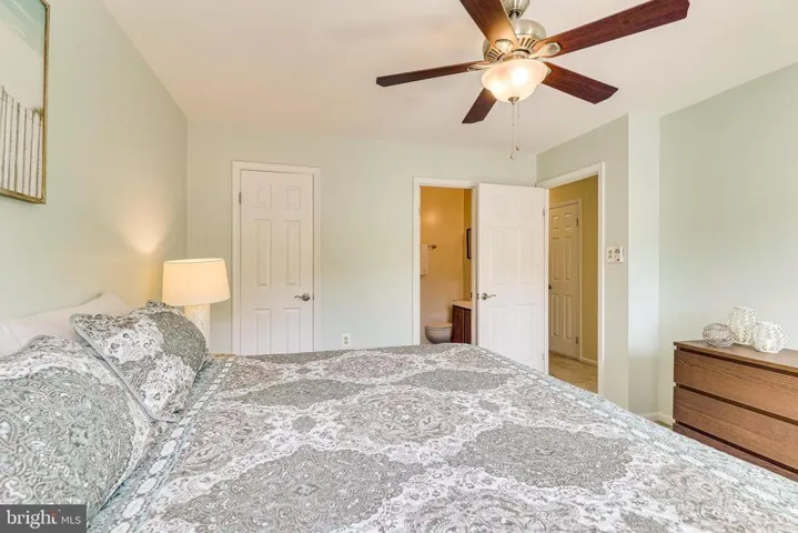 12709 Inverness Way, Woodbridge, Virginia 22192
