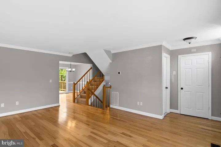 3740 Farmland Dr, Fairfax, Virginia 22033