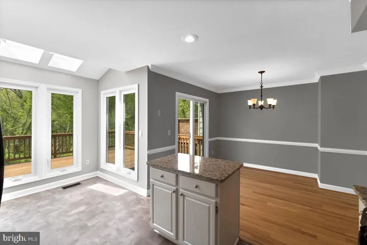 3740 Farmland Dr, Fairfax, Virginia 22033