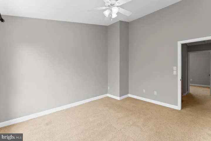 3740 Farmland Dr, Fairfax, Virginia 22033
