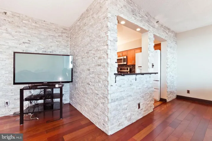 5501 Seminary Rd #2110s, Falls Church, Virginia 22041