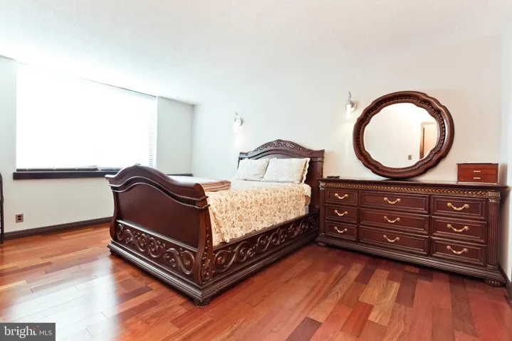 5501 Seminary Rd #2110s, Falls Church, Virginia 22041