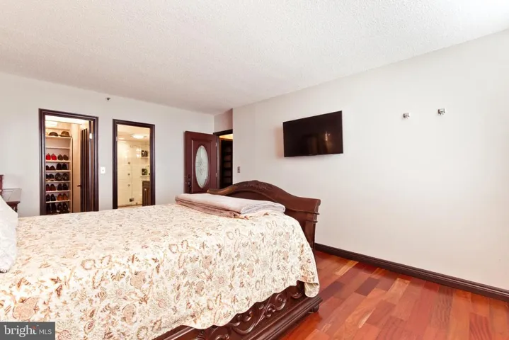 5501 Seminary Rd #2110s, Falls Church, Virginia 22041