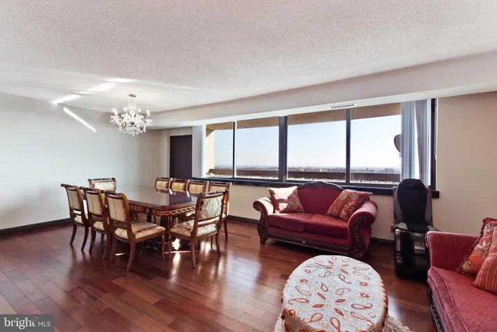 5501 Seminary Rd #2110s, Falls Church, Virginia 22041