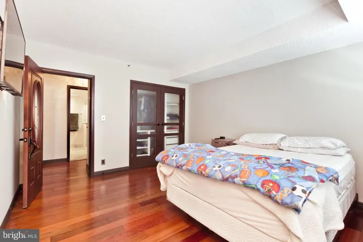 5501 Seminary Rd #2110s, Falls Church, Virginia 22041