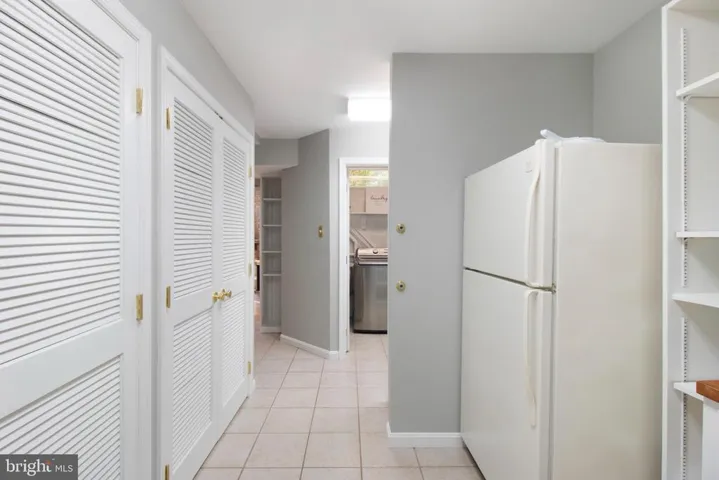 825 Eden Ct, Alexandria, Virginia 22308