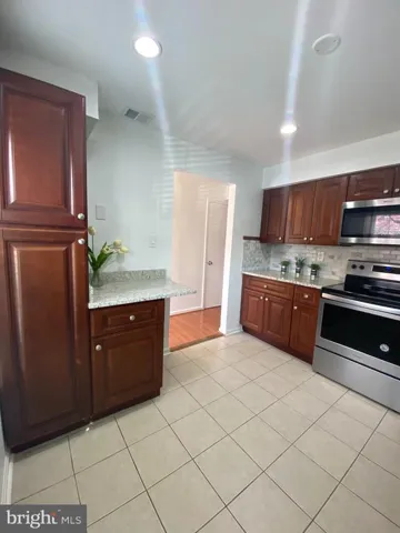 6005 Independence Way, Alexandria, Virginia 22312