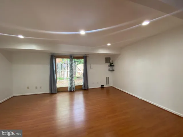 6005 Independence Way, Alexandria, Virginia 22312