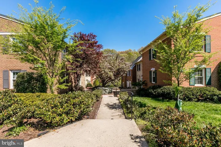 650 N Armistead St, Alexandria, Virginia 22312
