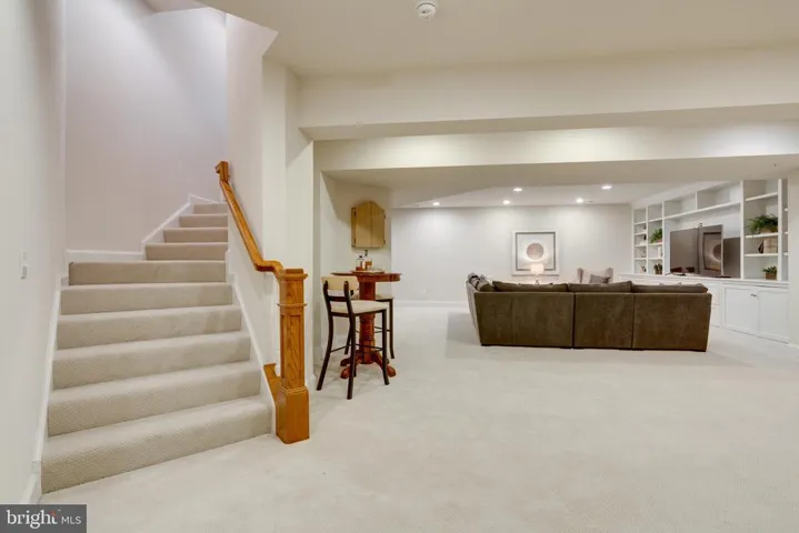 17111 Belle Isle Dr, Dumfries, Virginia 22026