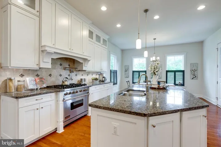 17111 Belle Isle Dr, Dumfries, Virginia 22026