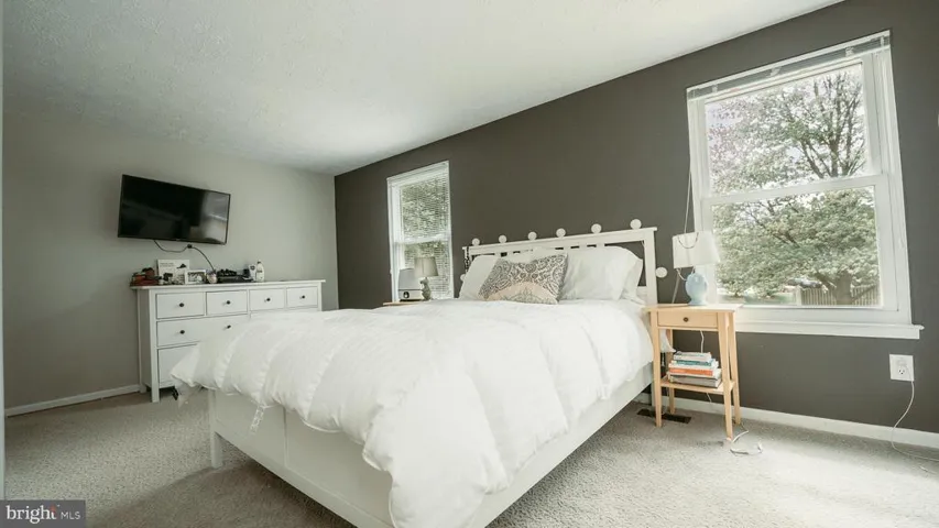9134 Everett Ct, Springfield, Virginia 22152