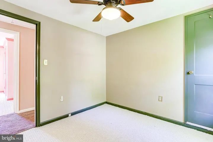 7216 Tod St, Falls Church, Virginia 22046