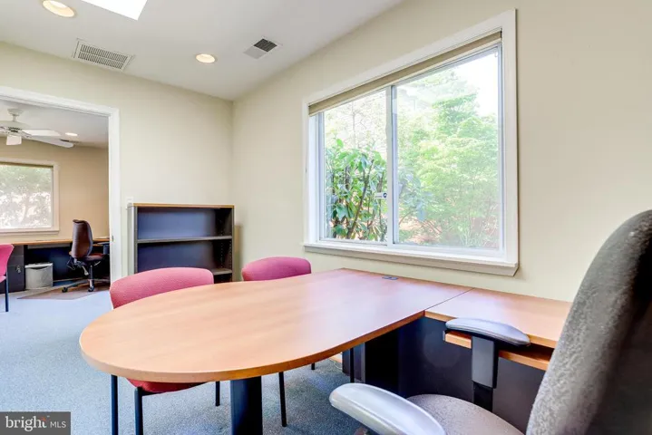 7216 Tod St, Falls Church, Virginia 22046