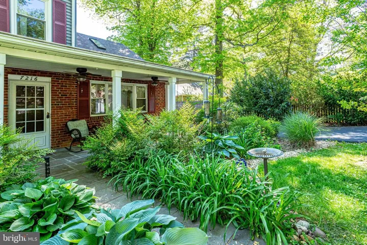 7216 Tod St, Falls Church, Virginia 22046
