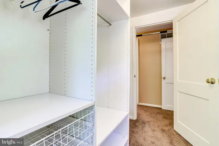 7216 Tod St, Falls Church, Virginia 22046
